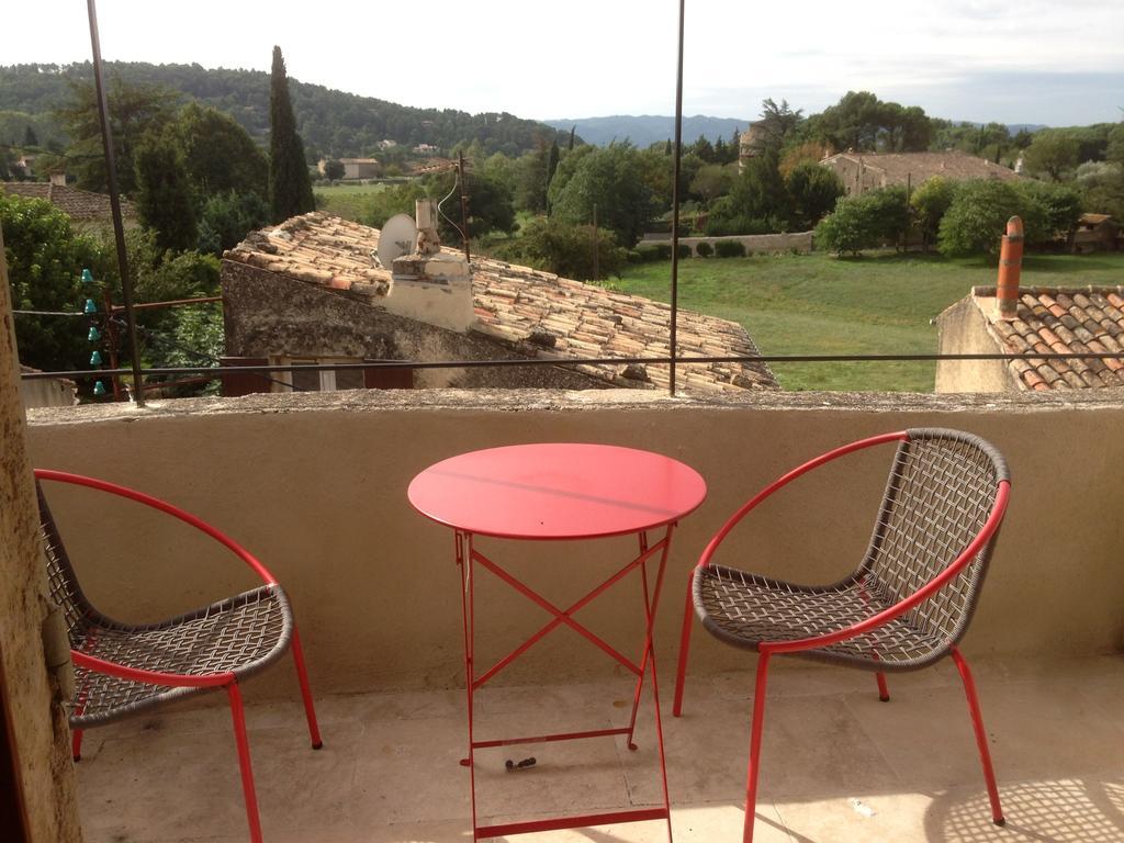 Ancienne Maison Des Gardes Lourmarin Dış mekan fotoğraf